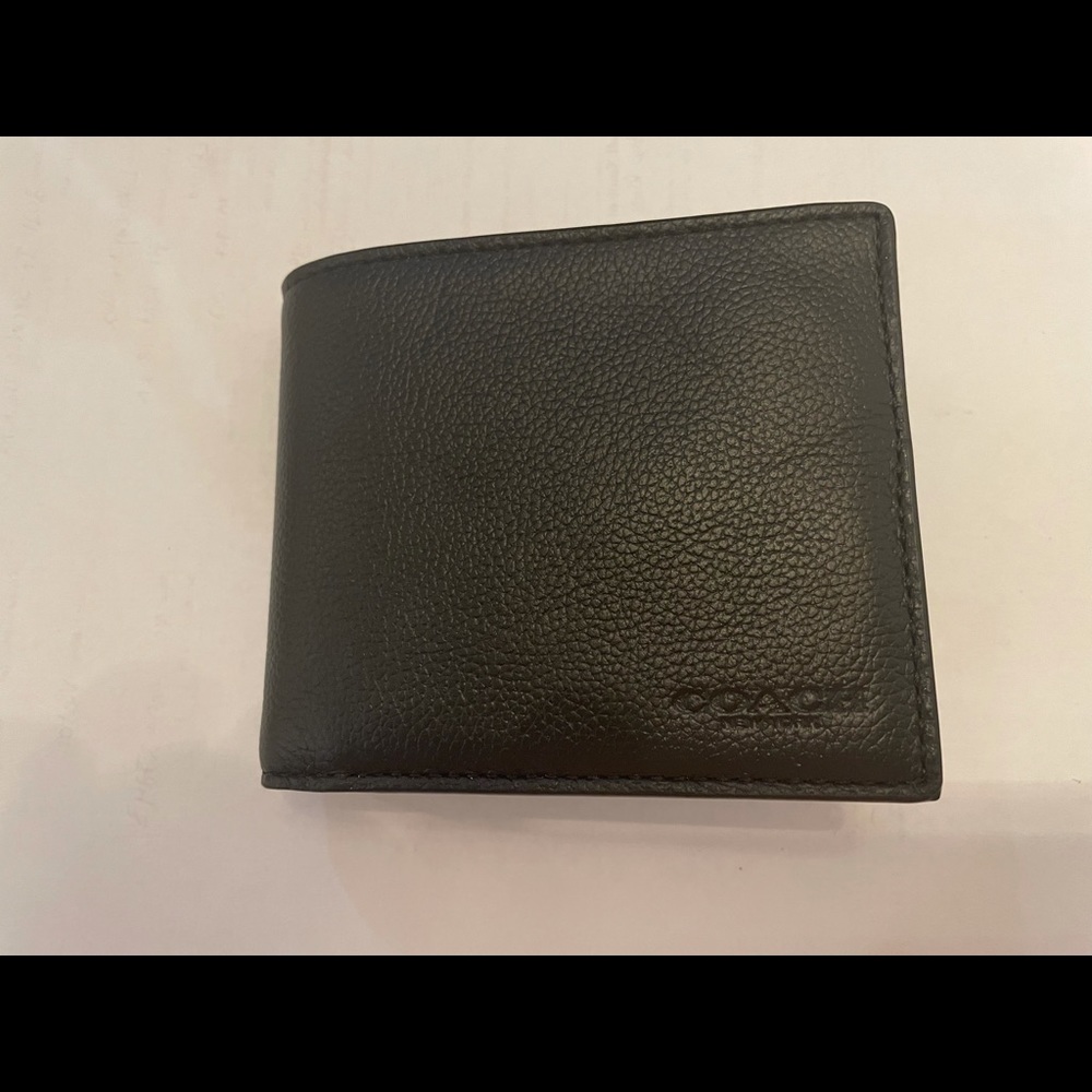 Coach Men’s 3 in 1 wallet